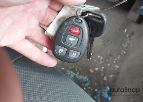 2005 Pontiac Grand Prix из США, поврежденный, VIN 2G2WP522751243984